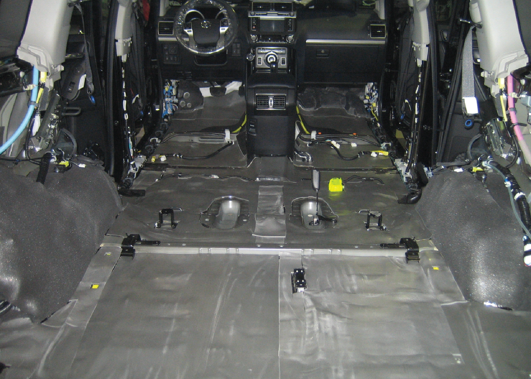 Шумоизоляция Toyota Prado