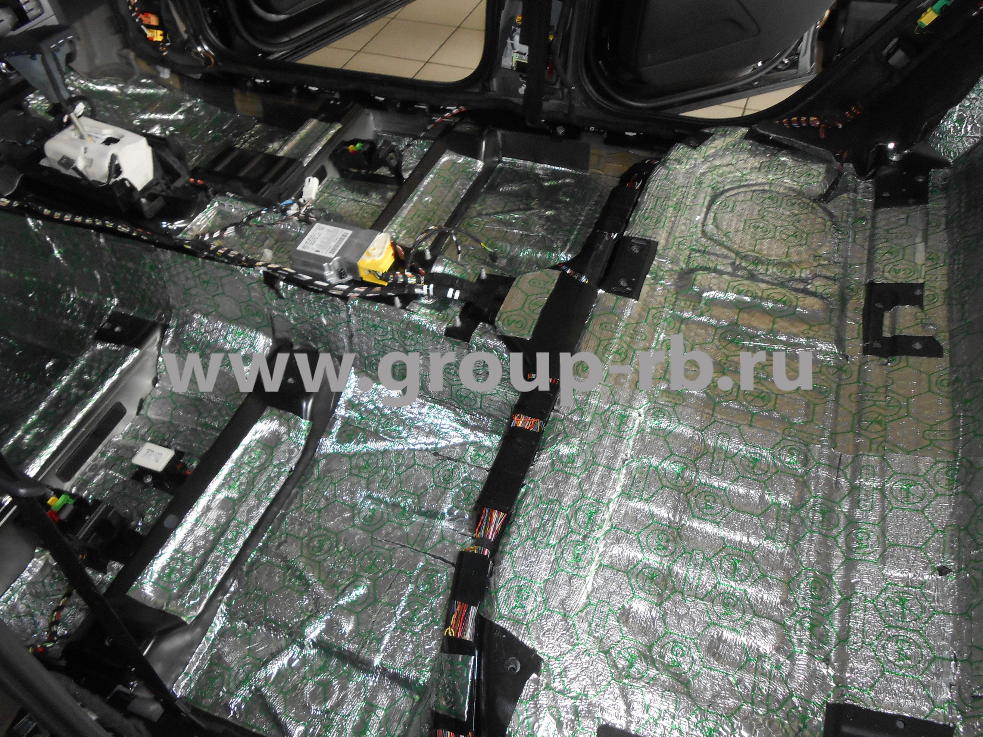Шумоизоляция Audi Q5 - этап 3