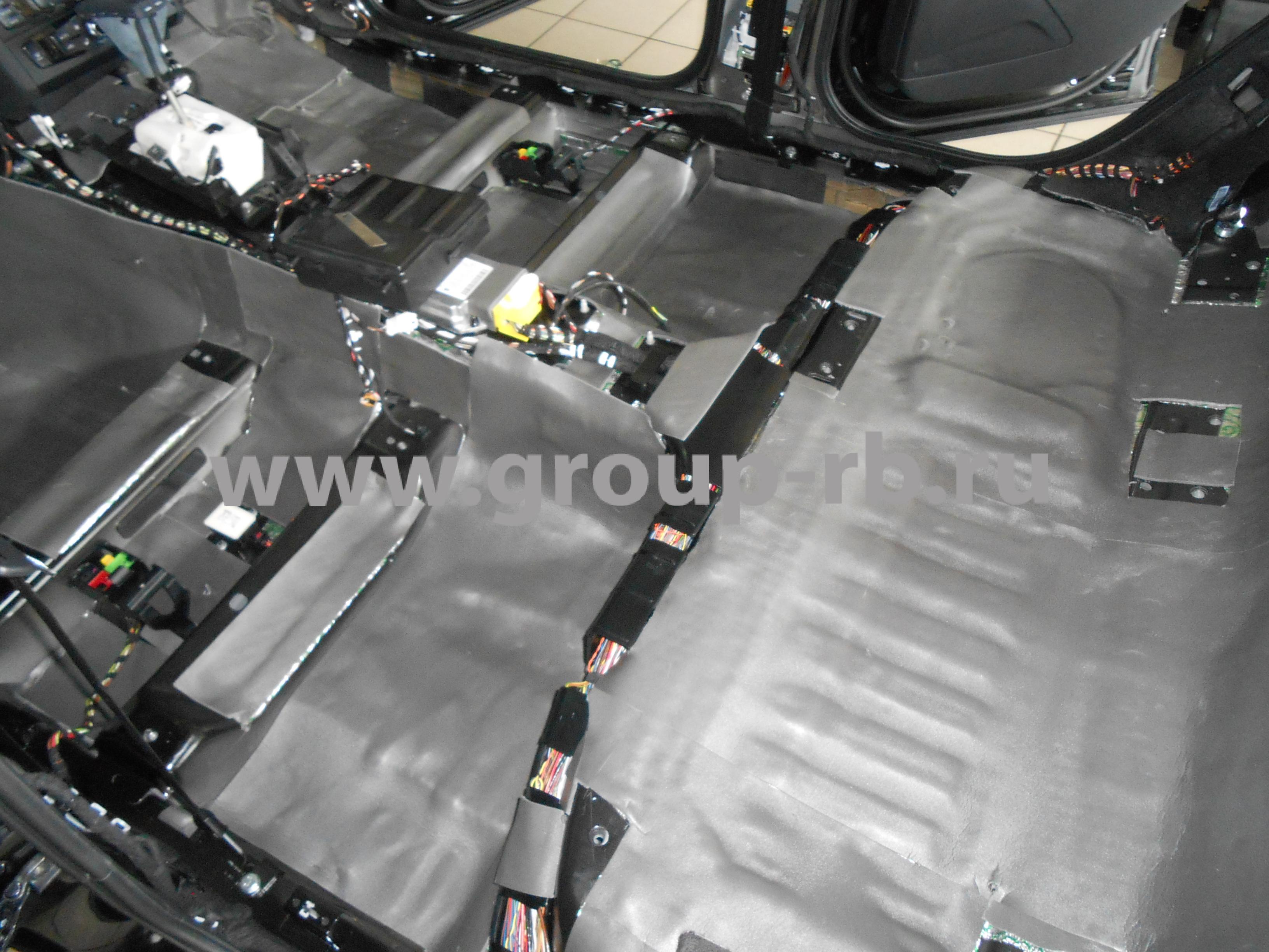 Шумоизоляция Audi Q5 - этап 9