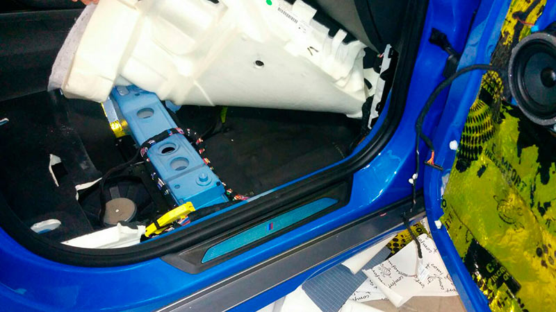 BMW X2 - комплексная шумоизоляция