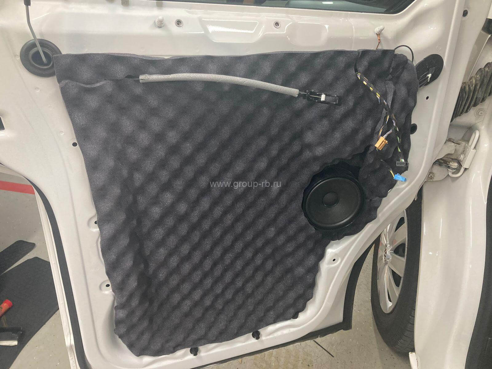 Шумоизоляция «Премиум +» Volkswagen Caravelle