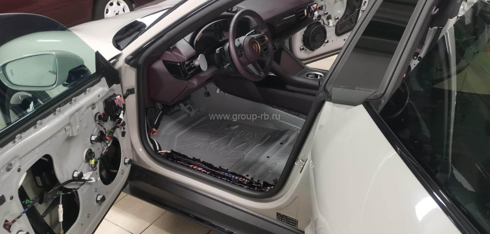 Шумоизоляция «Премиум +» Porsche Taycan