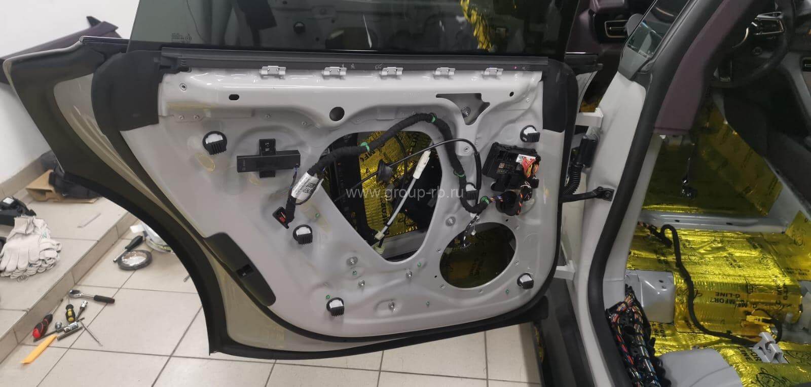 Шумоизоляция «Премиум +»  Porsche Taycan