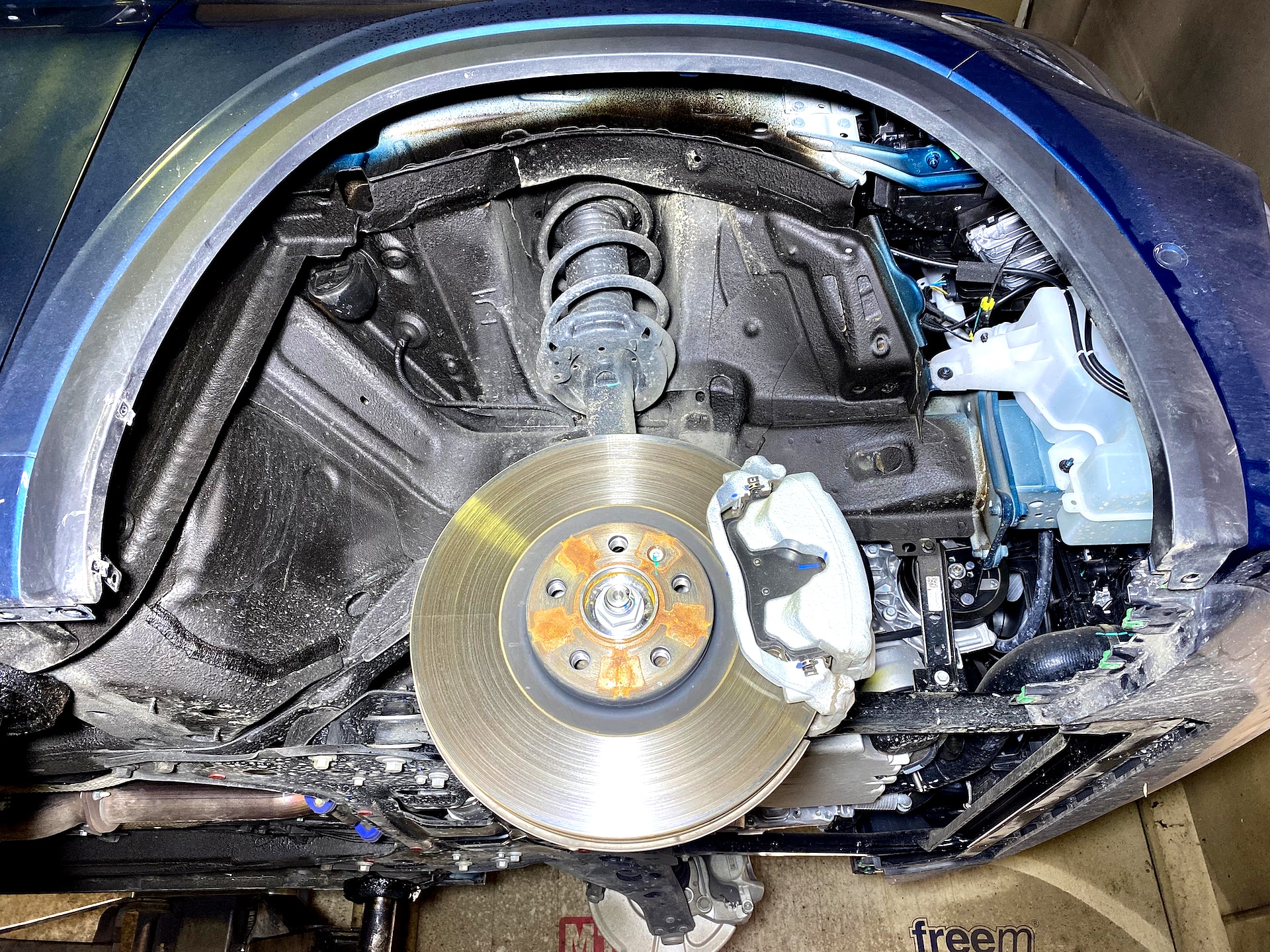 шумоизоляция Geely Monjaro